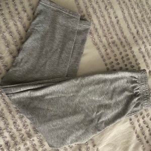 Gray Wide Leg Sweats😊